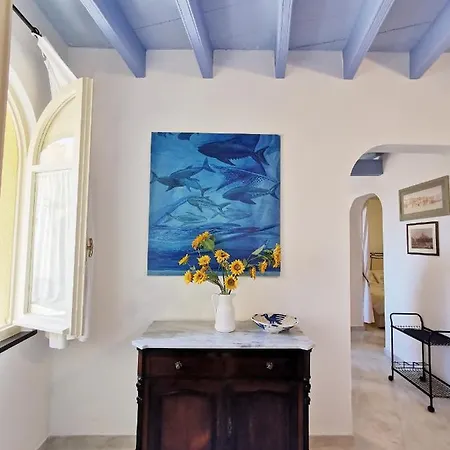 Apartment Fish House