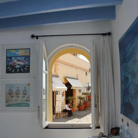 Fish House Apartment