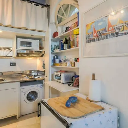 Fish House Apartment *